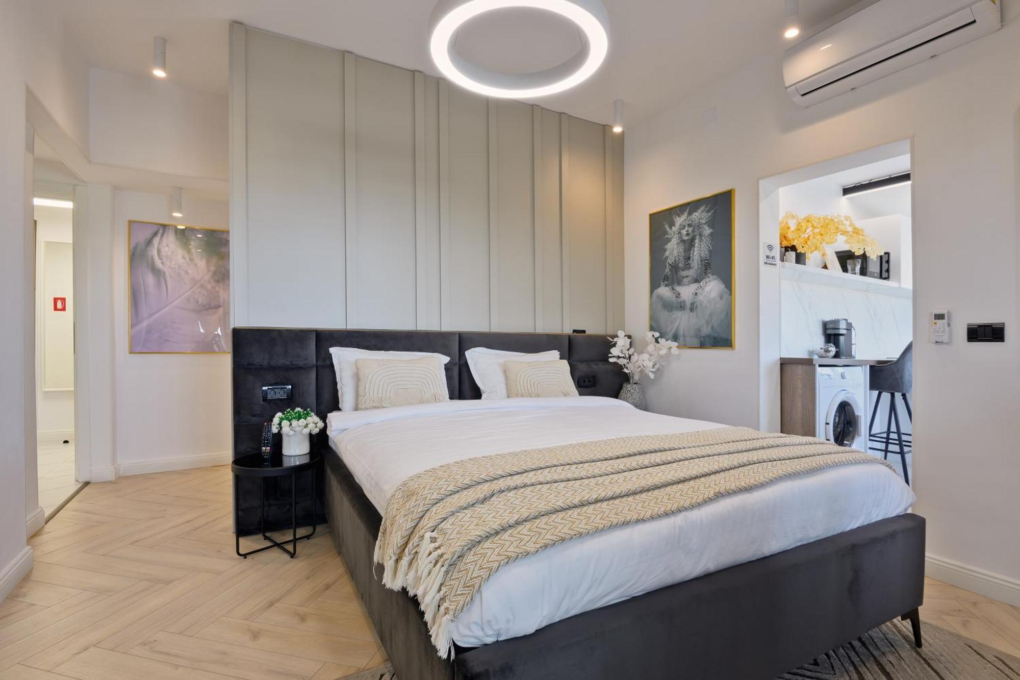 City View - Luxury Apartment A - Old City - Victoriei Bukarest Eksteriør billede